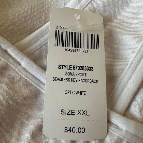 SOMA Seamless Key Racerback. Size XXL and color is Optic White. $32 - Picture 8 of 8